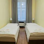 Διαμέρισμα Cozy Flat By Wenceslas Square! Πράγα