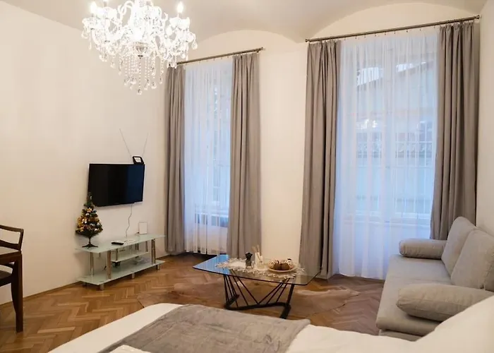 Cozy Flat By Wenceslas Square! Apartamento