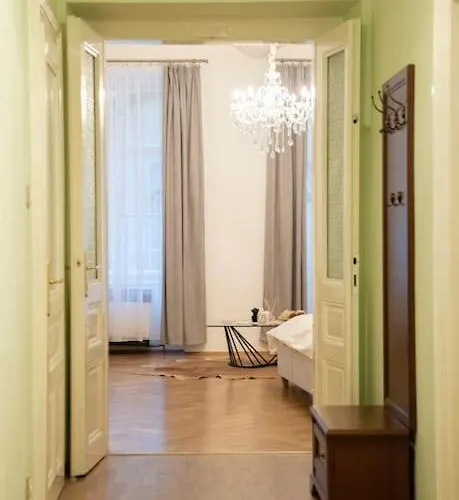 Cozy Flat By Wenceslas Square! *