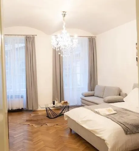 Cozy Flat By Wenceslas Square!